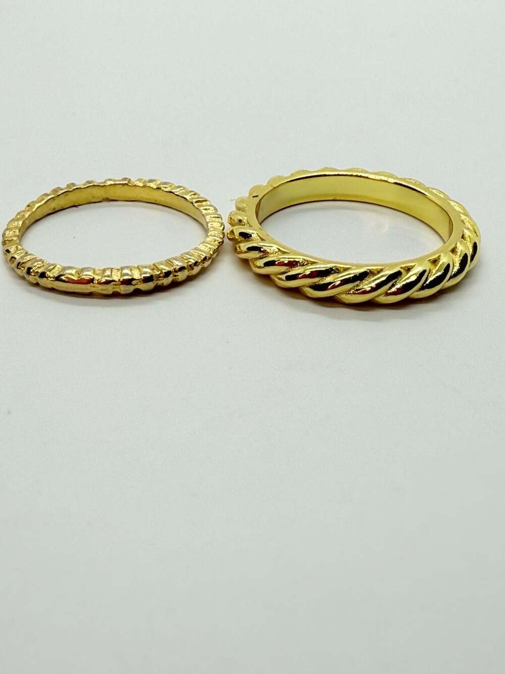 Unbranded Stackable Gold Tone Rings - Picture 4 of 6